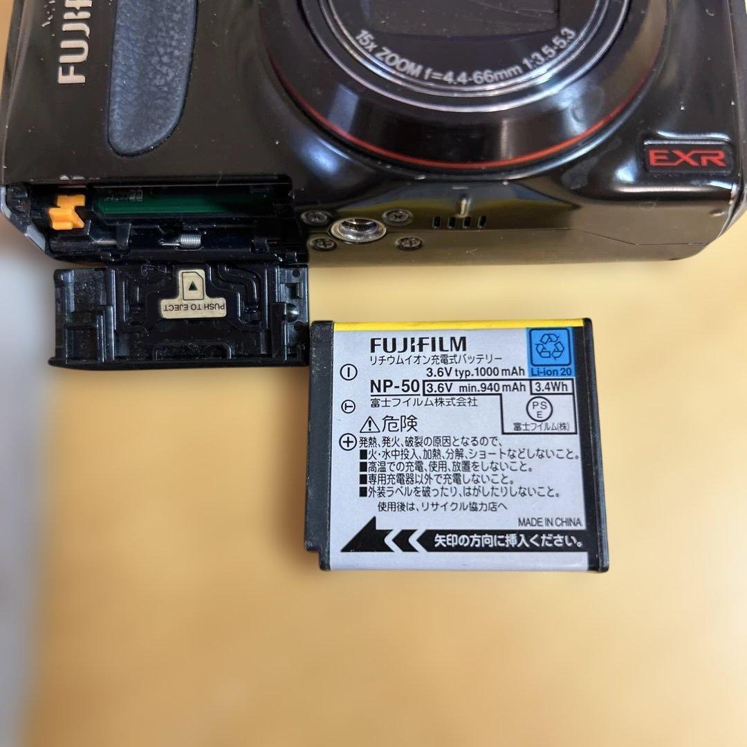 FUJIFILM F550EXR コンパクトデジタルカメラ