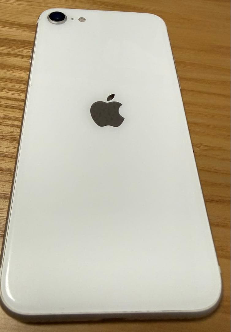 iPhone se（第二世代）128gシルバー