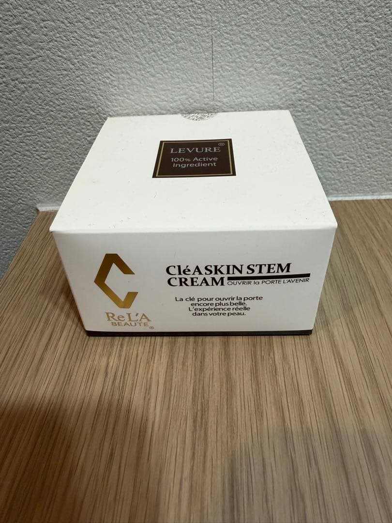 リアボーテ　クレアスキンステムクリーム美容クリーム30g