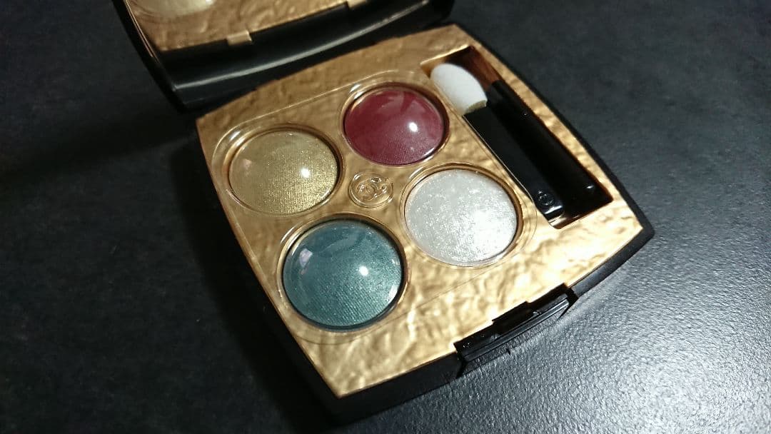 新品 シャネル アイシャドウ レキャトルオンブル ビザンス 338 CHANEL