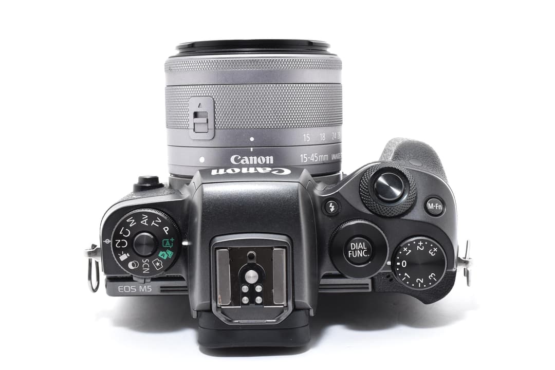 Canon EOS M5 レンズセット 15-45mm 2093