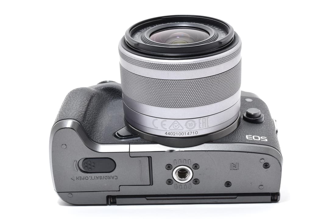 Canon EOS M5 レンズセット 15-45mm 2093