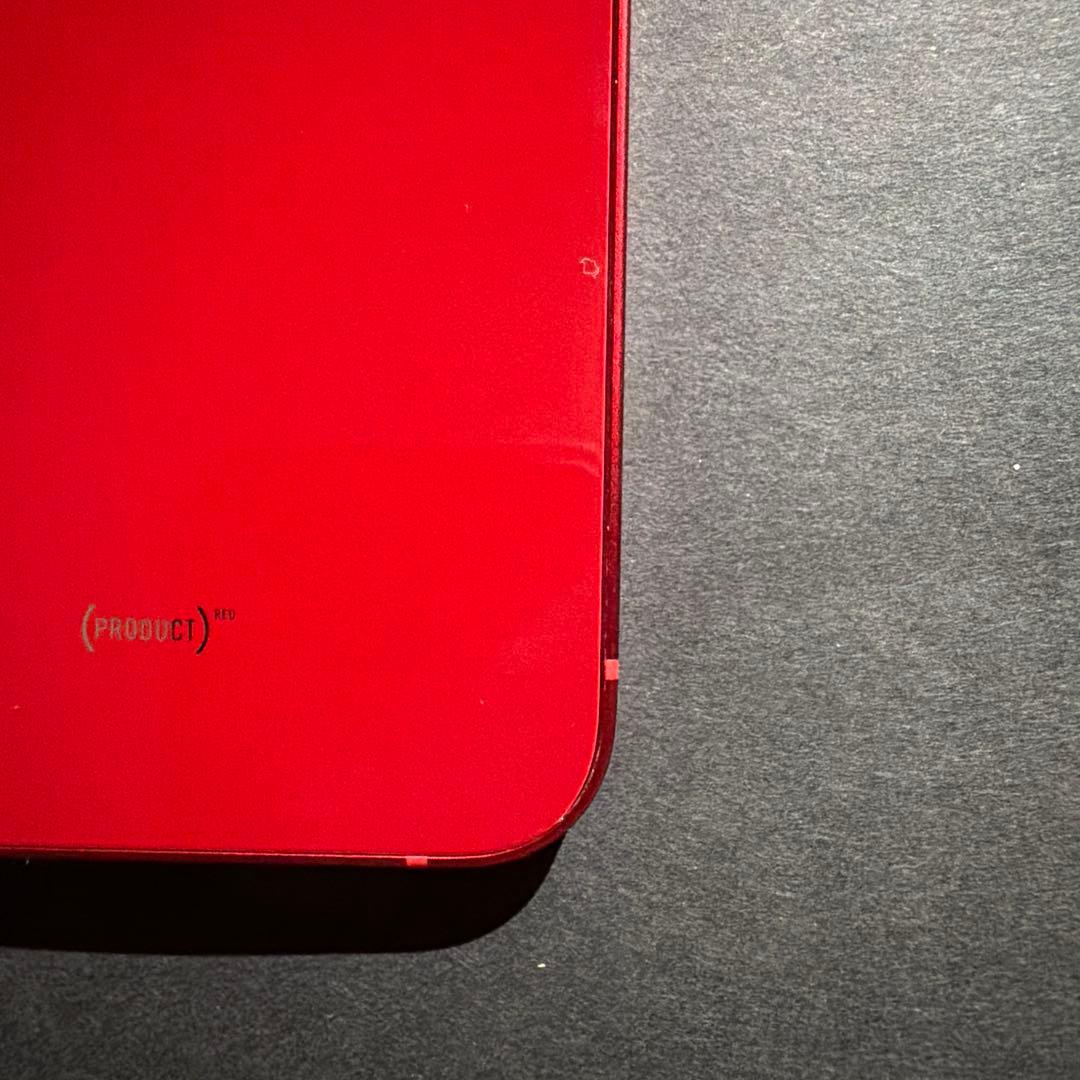 iPhone13 RED256GBバッテリー残量88% SIMフリー　ケース付き