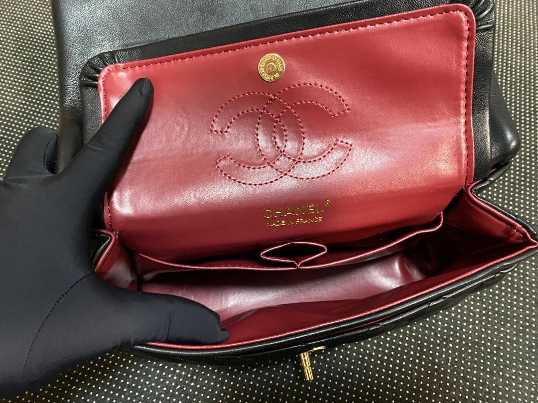 CHANEL ノベルティチェーンバック