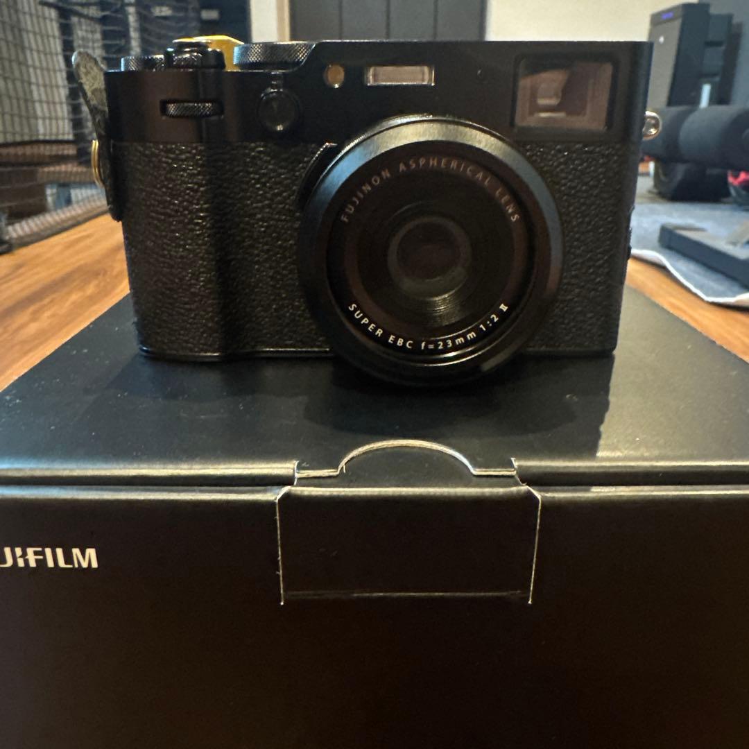 FUJIFILM X100VI コンパクトデジタルカメラ　ブラックミスト