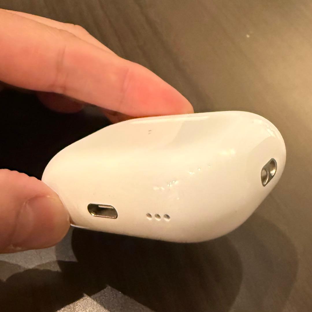 AirPods Pro2 ケース＋左イヤホンのみ