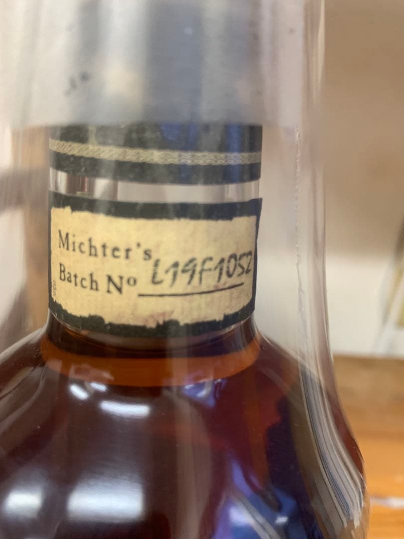 ミクターズ　Michter's US*1 Bourbon 45.7% 700ml