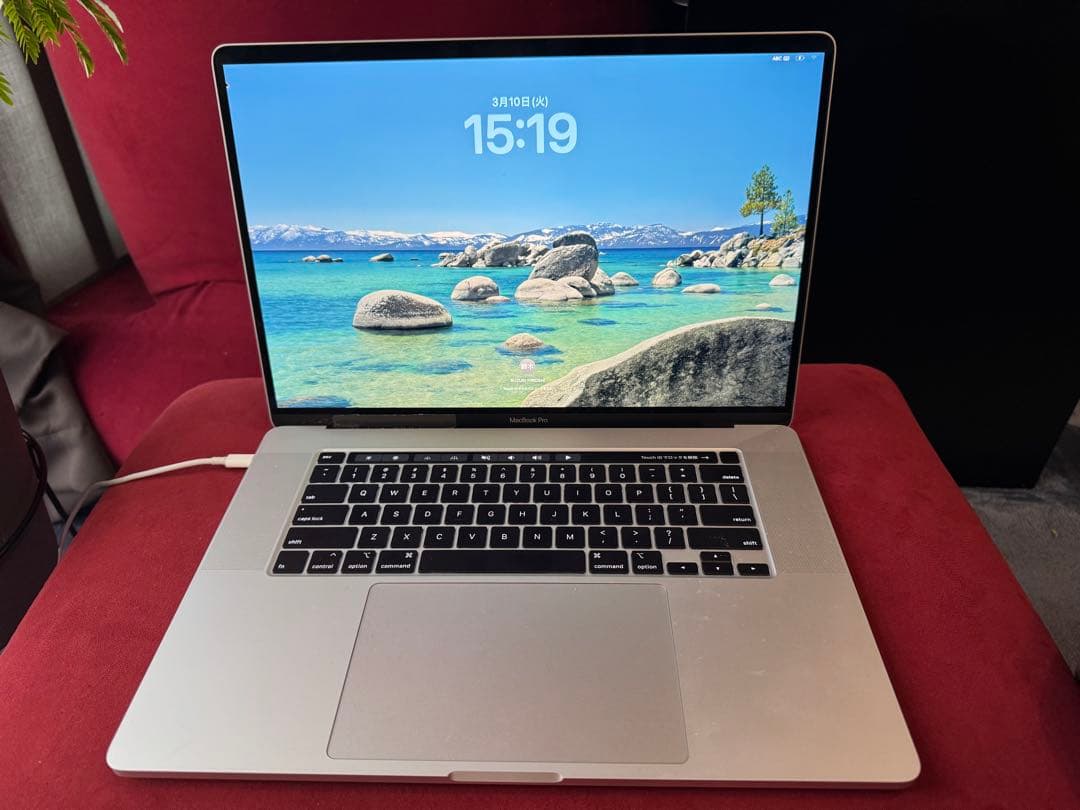 MacBookPro 16インチ 2019 i7 SSD 512GB