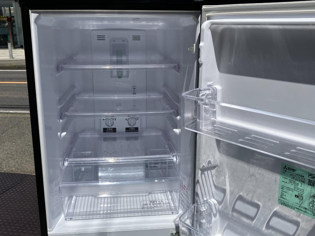 愛知岐阜/送料込★三菱電機 146L冷蔵庫 MR-P15Z-B 2016年製