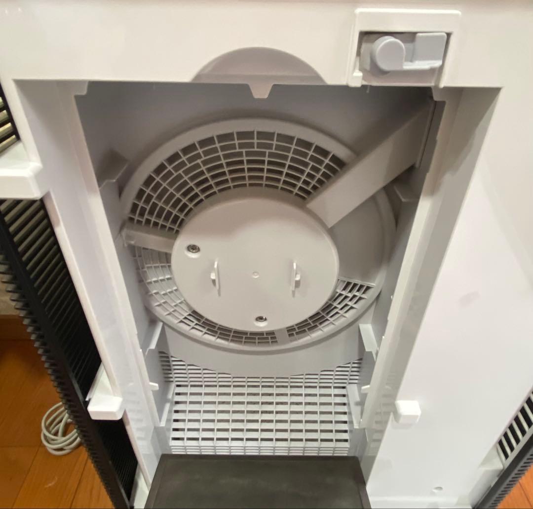 Panasonic 空気清浄機 ホワイト 2020年　ジャンク