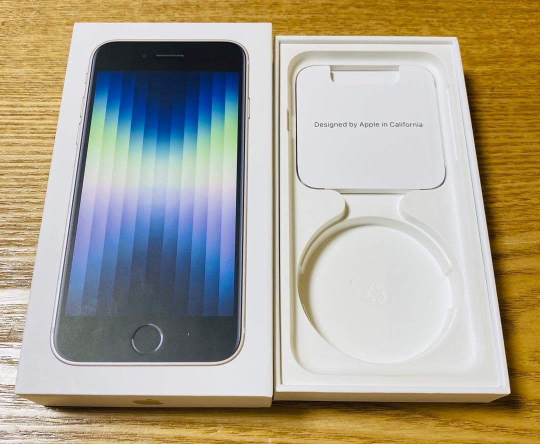 iPhoneSE 第3世代 64GB スターライト SIMフリー