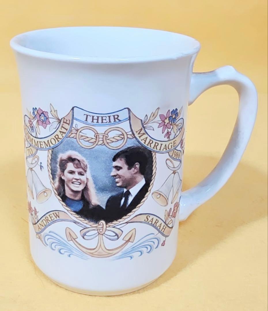 1986年イギリス製アンドルー王子セーラ王女結婚記念マグカップヴィンテージ陶器