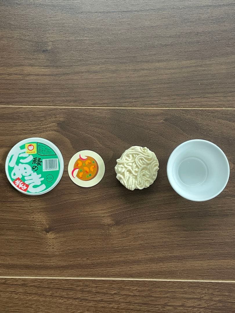 三菱鉛筆　昭和レトロ　景品　消しゴム　どん兵衛