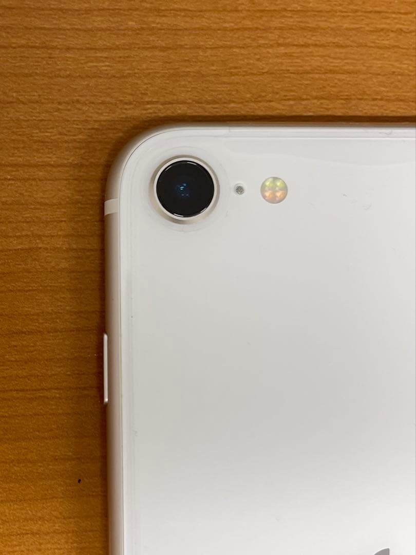 B*︎様 動作確認済み iPhone SE 第3世代 64GB ID H7920