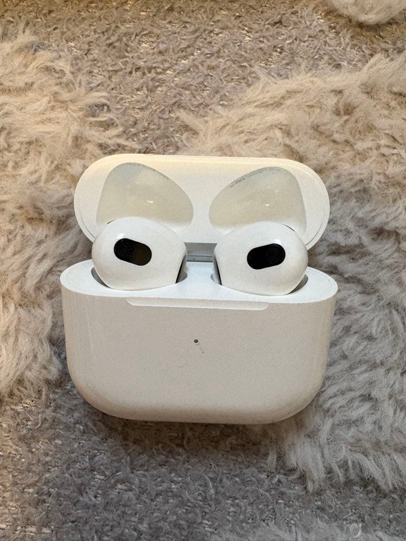 AirPods 第3世代 MagSafe充電ケース Apple 正規品 箱あり