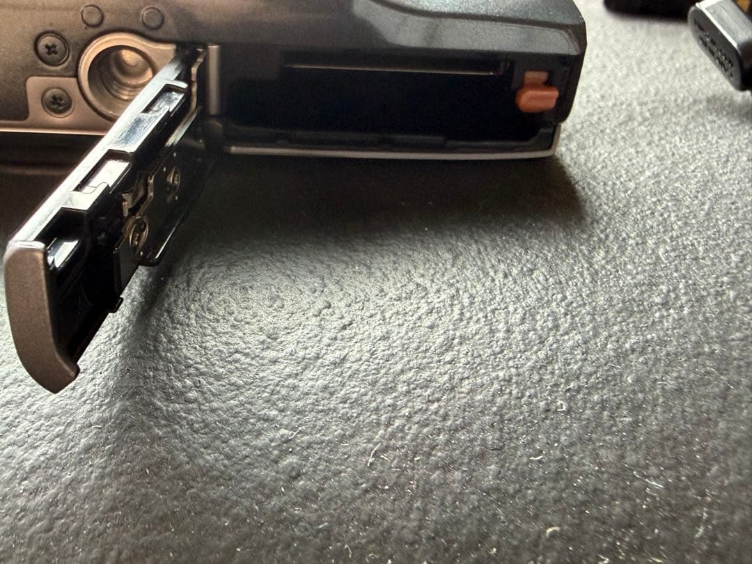 Canon IXY コンパクトデジタルカメラ