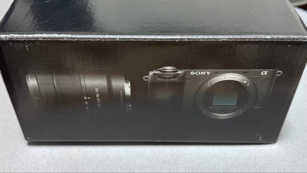 美品 Sony A6700 ボディー　ソニー