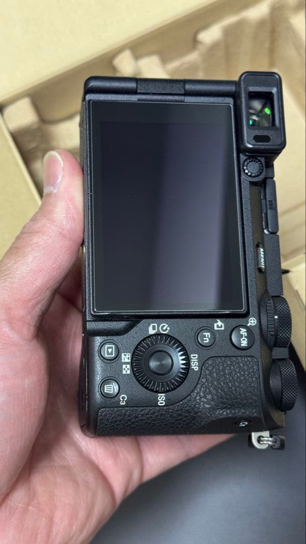 美品 Sony A6700 ボディー　ソニー