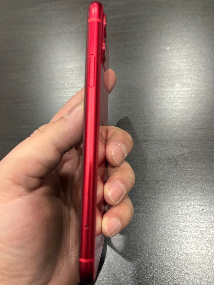 Apple iPhone11 64GB レッド　77%