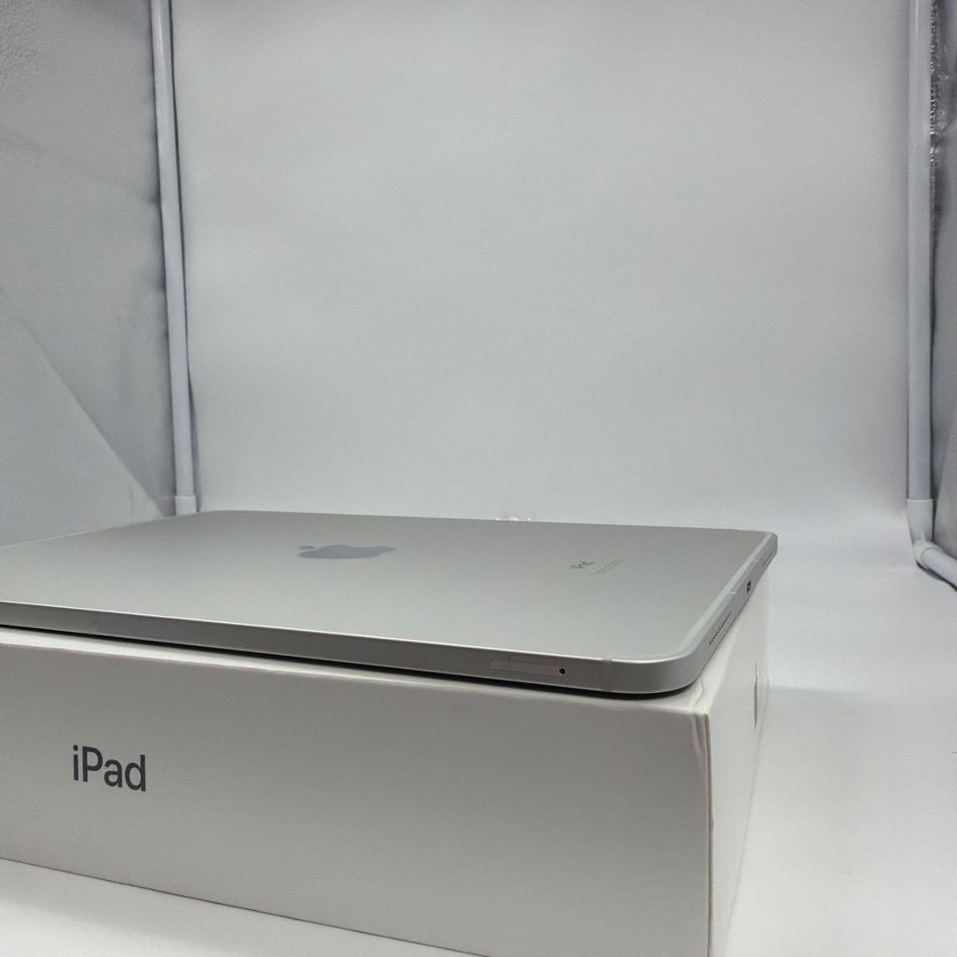 iPad Air 第4世代 64GB Wi-Fi + Cellular