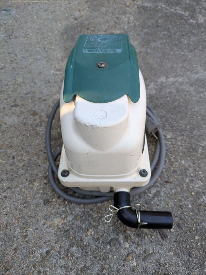 動作品②　ブロワ エアーポンプ テクノ高槻 XP-40　風量40L/min