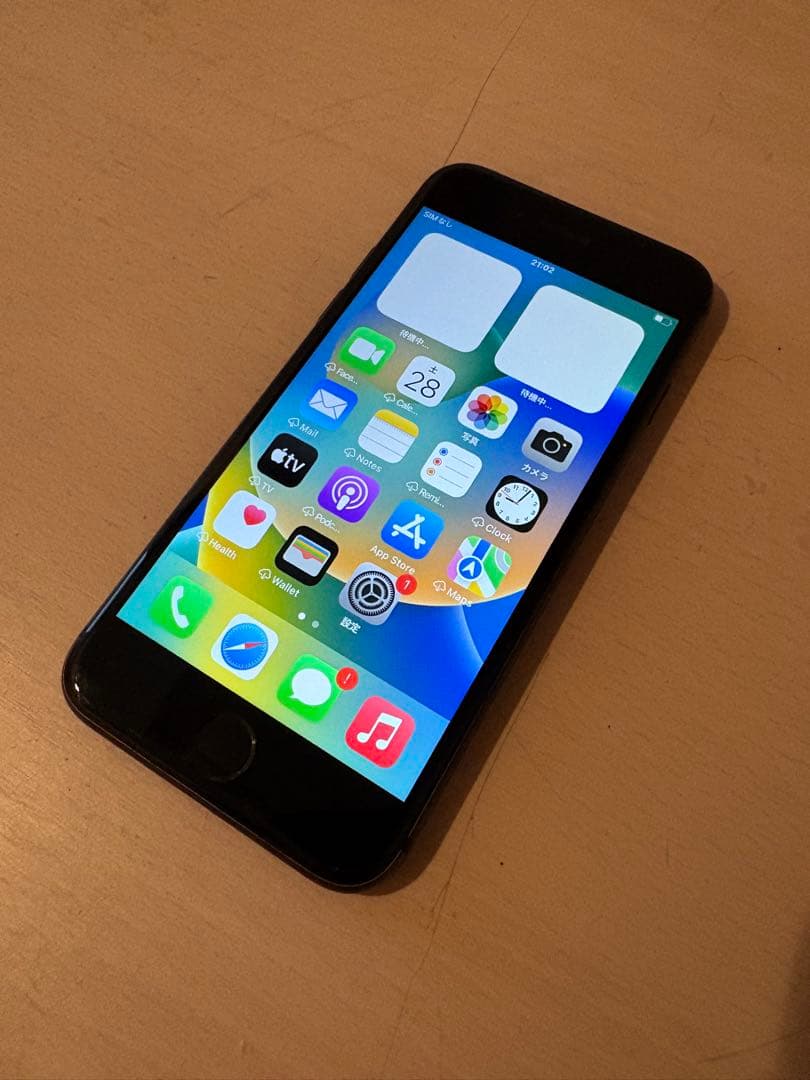 【美品】iPhone8 64GBスペースグレー SIMロック解除済み