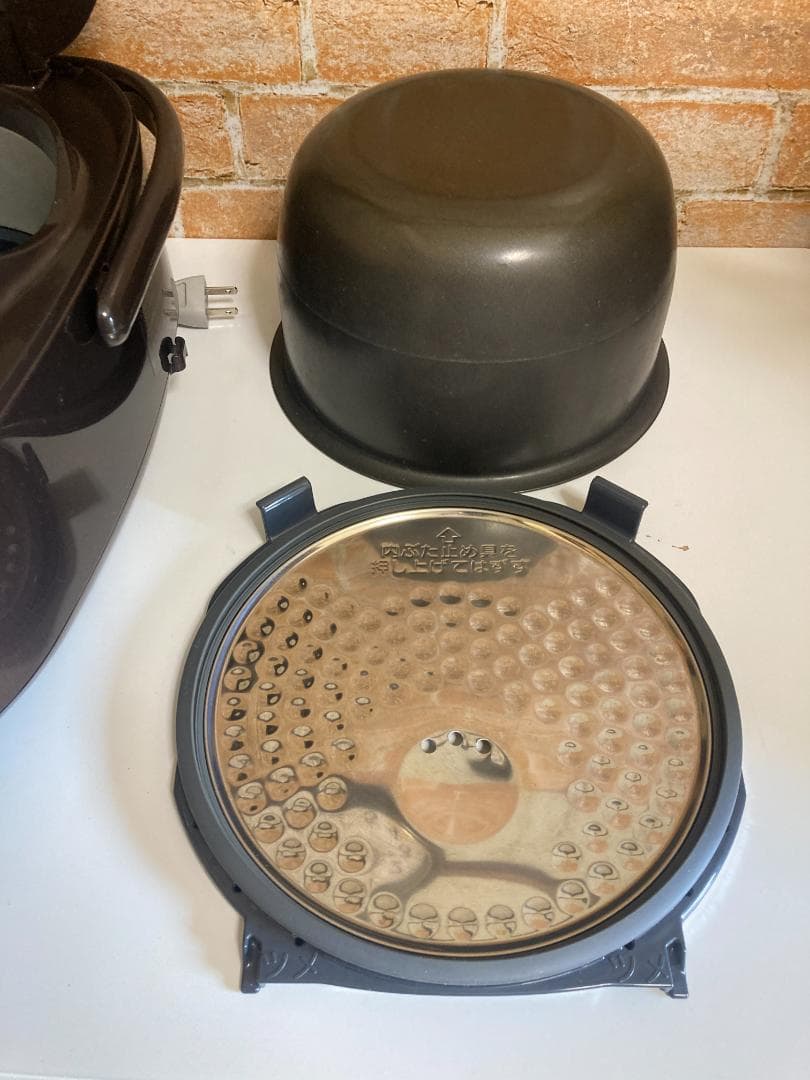 ★美品★ZOJIRUSHI NP-V110 IH炊飯ジャー 2020年製1.0L