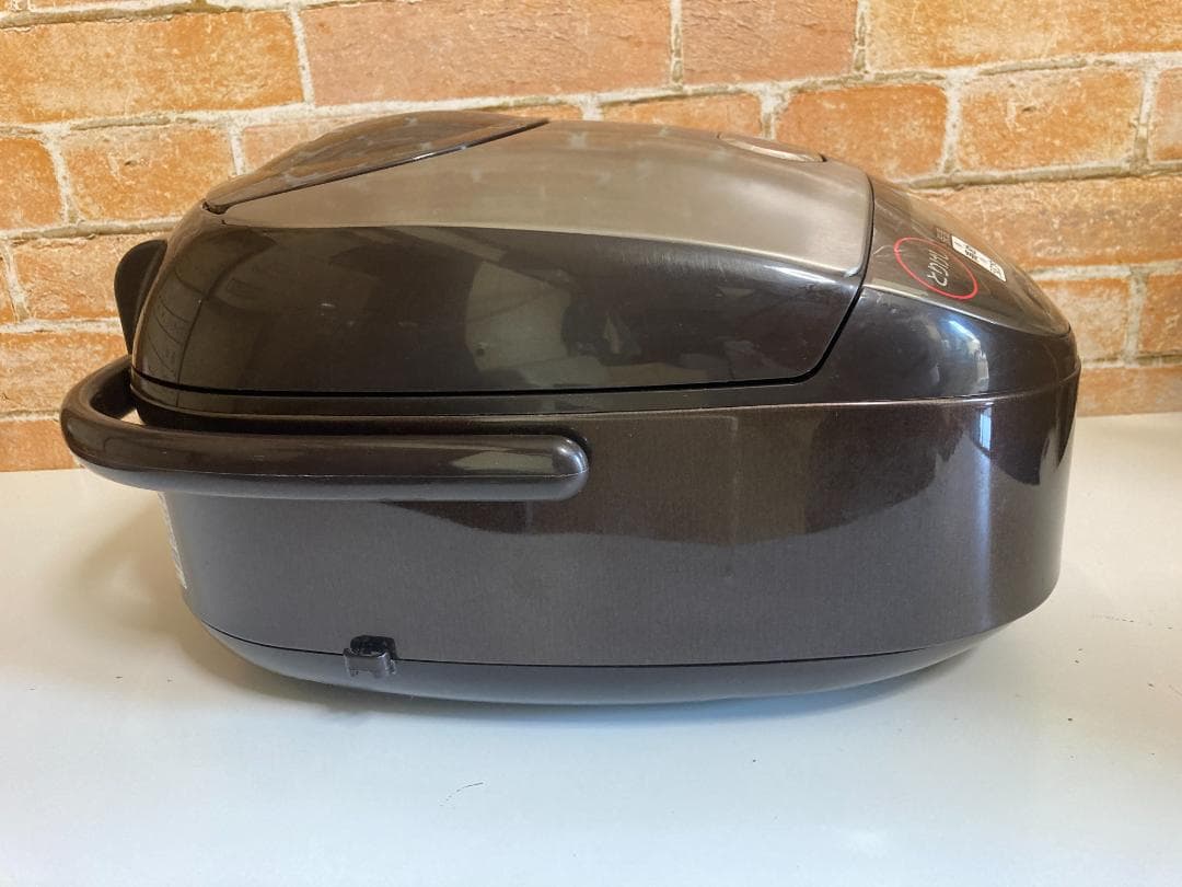 ★美品★ZOJIRUSHI NP-V110 IH炊飯ジャー 2020年製1.0L