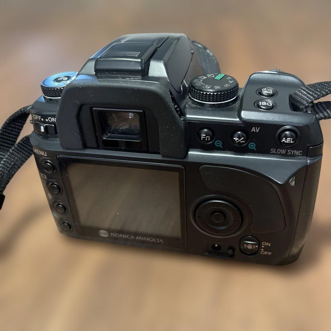 KONICA MINOLTA DG-5D デジタル一眼レフカメラ バッテリー付き