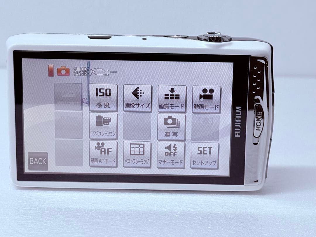 Fujifilm FinePix Z900EXR ホワイト 動作確認済 コンデジ