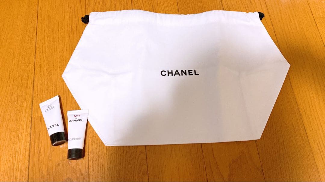 【新品未使用】CHANEL 2025 ホリデーアイシャドウ ＆ マスカラ セット