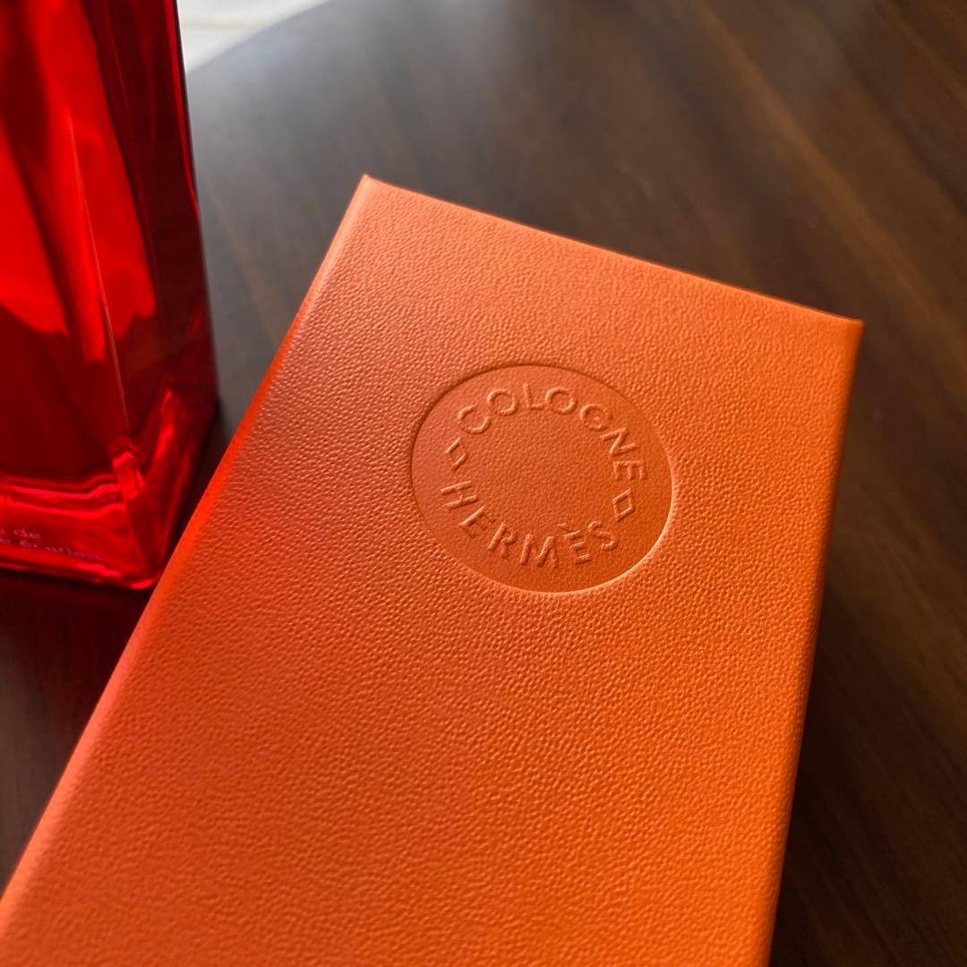 香水(女性用) HERMES Eau de rhubarbe ecarlate 100ml
