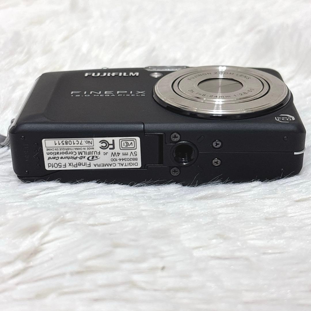 【美品】FUJIFILM FINEPIX F50fd コンデジ