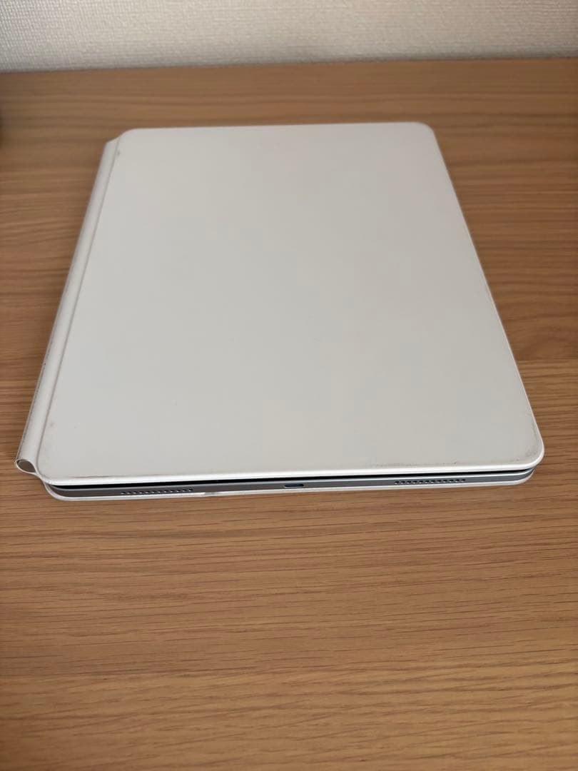 iPad Air M2 13インチ/ Magic Keyboard/ ケース付き