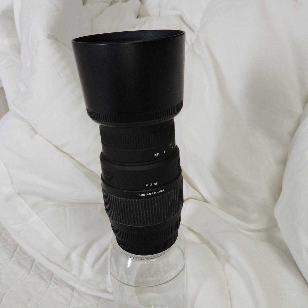 70-300mm f/4-5.6 ズームレンズ