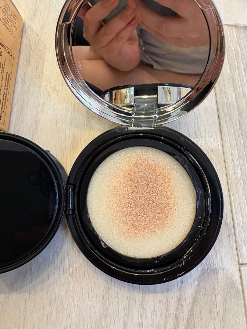 YSL オールアワーズ　プラークッション