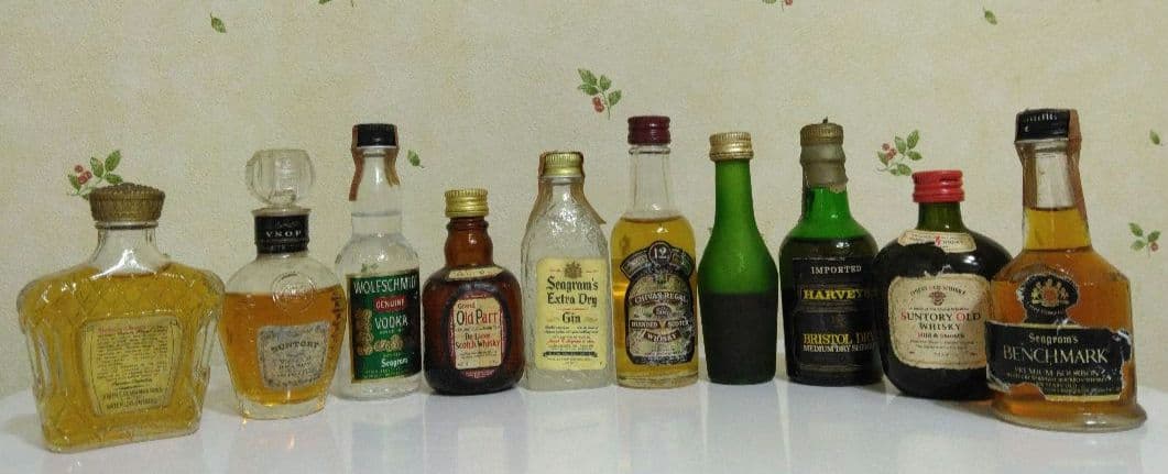ブランデー・ウイスキーなどレトロ品  洋酒 ミニチュア 瓶各種10本