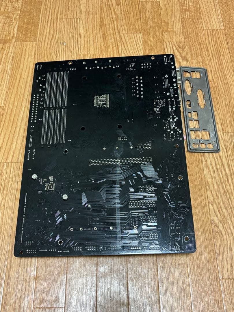 【ジャンク動作品】ASRock X370マザボ+Ryzen 5 1600 CPU