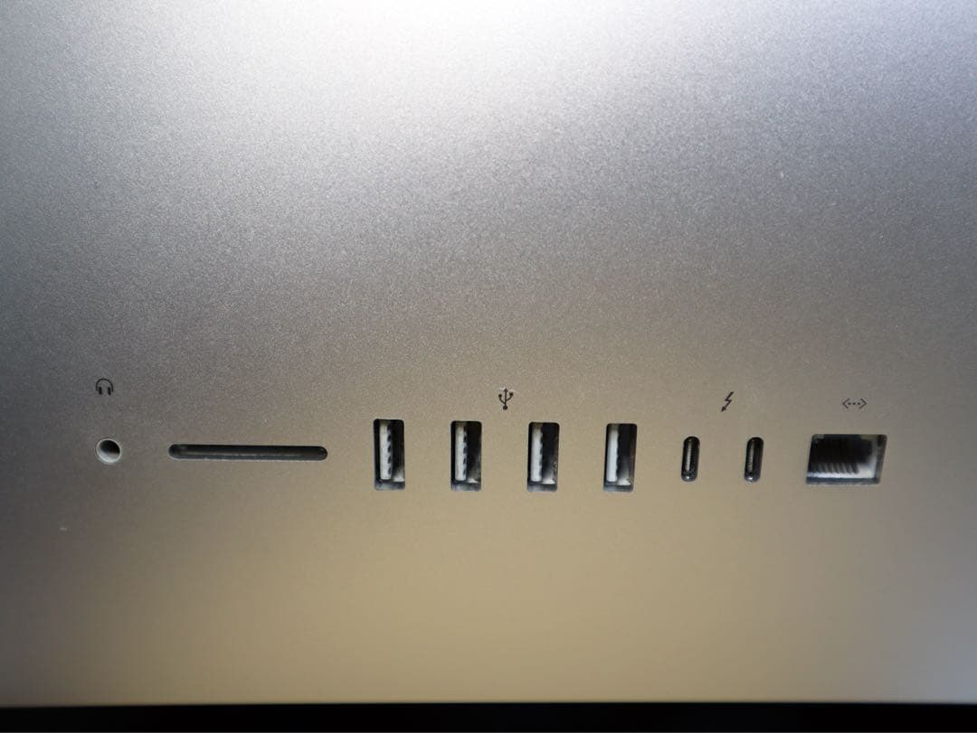 iMac 2019 27インチ 5Kディスプレイモデル