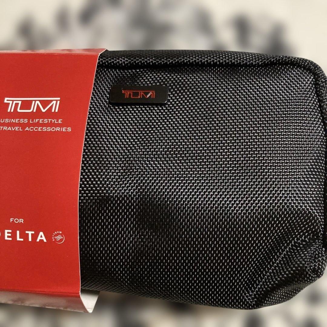 デルタ航空　新品　トラベルポーチ　TUMI