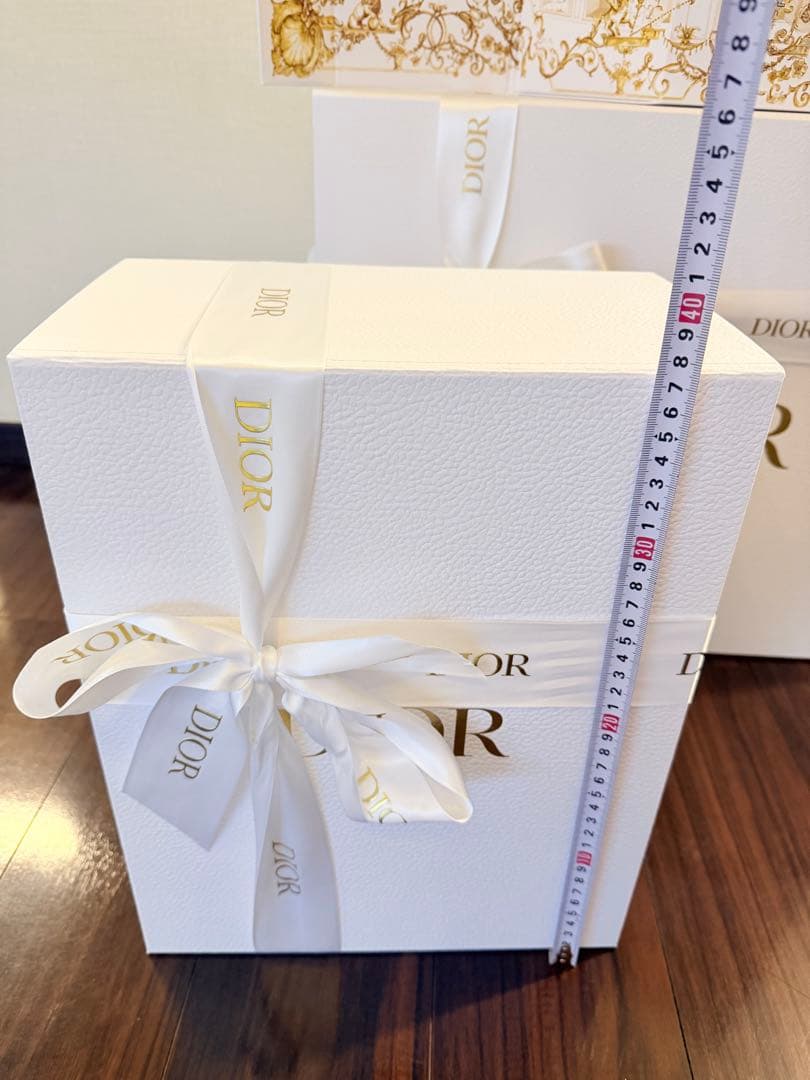 Dior日めくりカレンダー 新品未開封