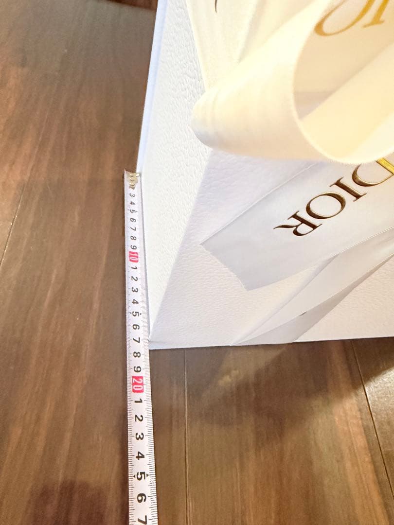 Dior日めくりカレンダー 新品未開封