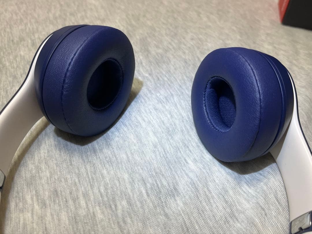 Beats Solo 3 ネイビー　wireless ヘッドホン