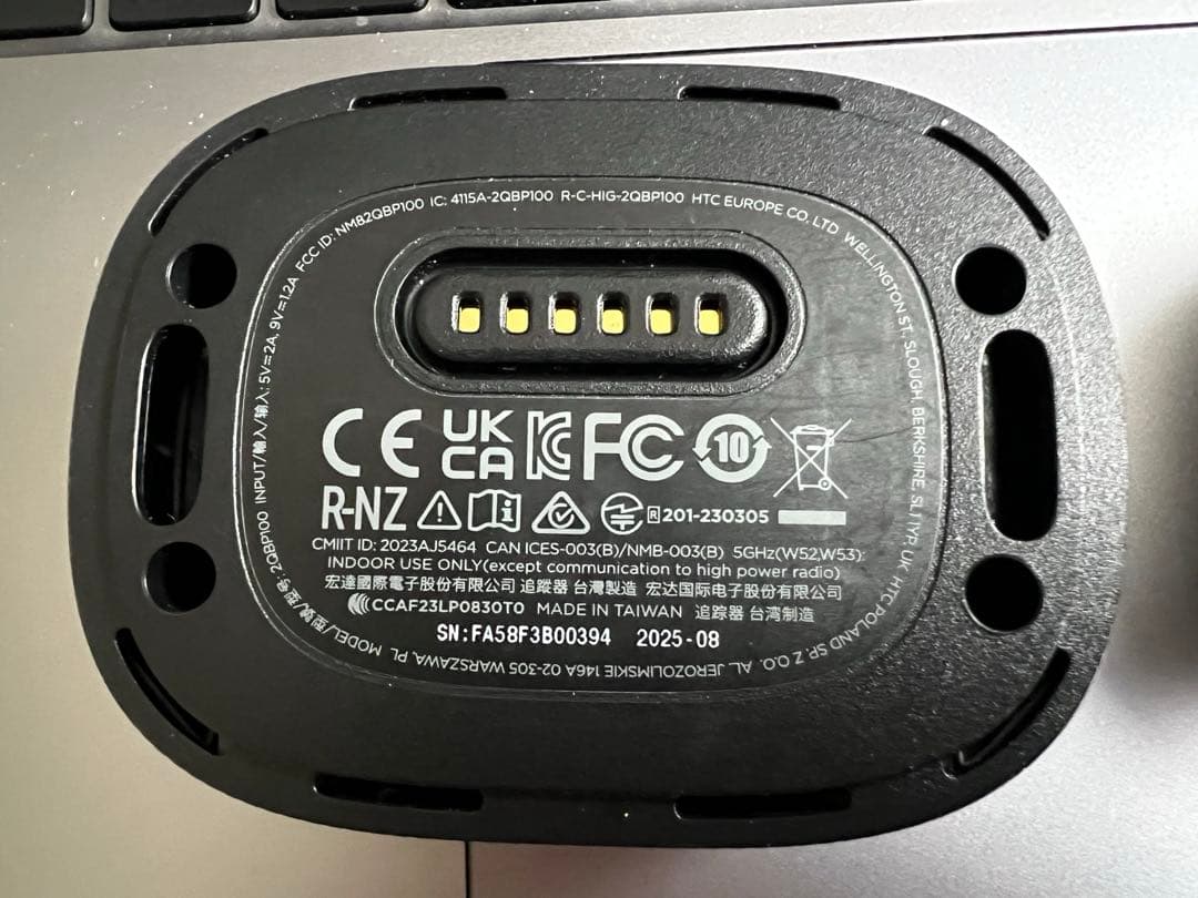 HTC Vive Ultimate Tracker２個+肘バンド