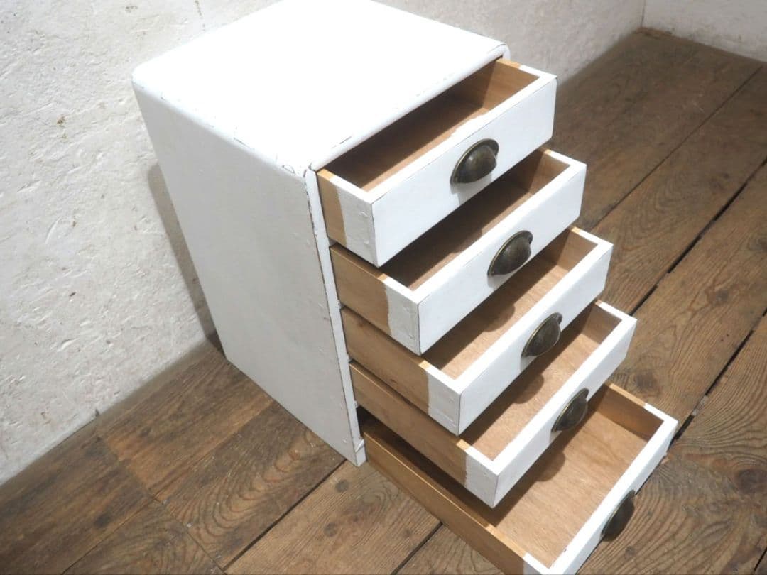1508 白ペンキの小引き出し　収納棚　書類ケース　古家具　レトロ　シャビー　台