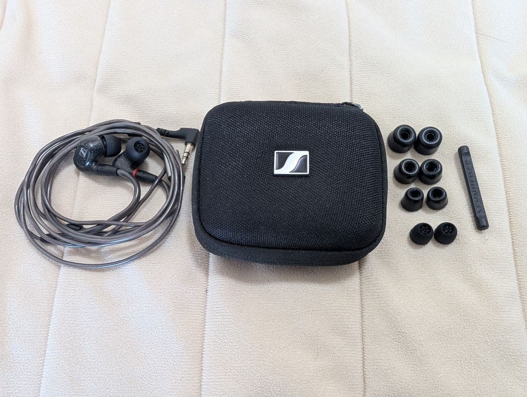 ヘッドホン Sennheiser IE 300