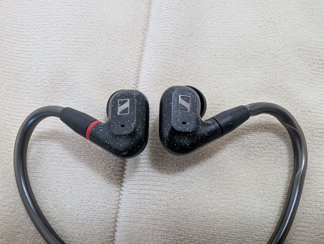 ヘッドホン Sennheiser IE 300