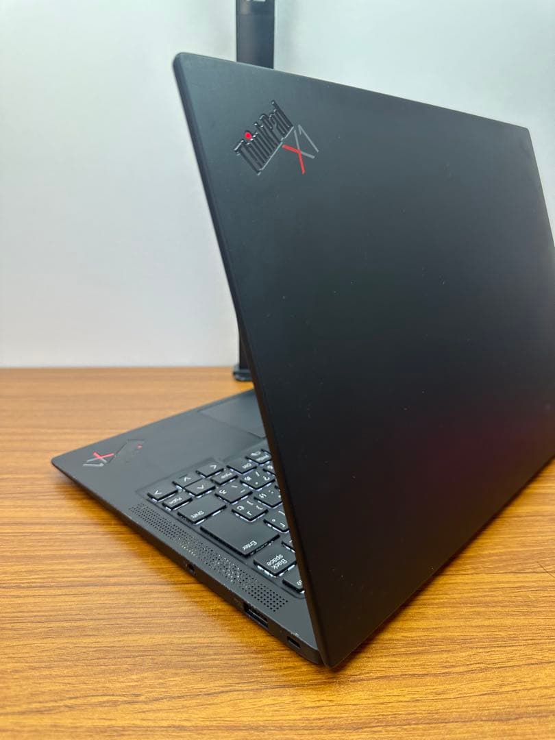 Windowsノート本体 3.X1 Carbon Gen 9th i7-1165g7 16Gb 256