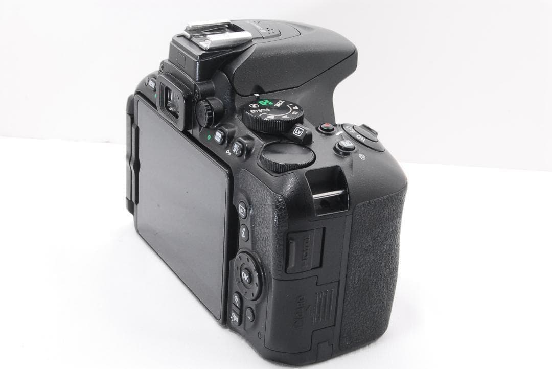 Nikon D5500 一眼レフカメラ スマホ転送 シングルレンズ