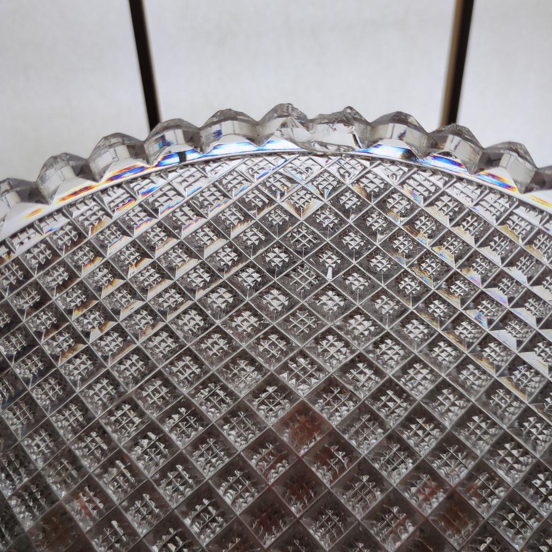 ガラス 丸型菓子入れ　義山製菓子鉢　切子　ガラス